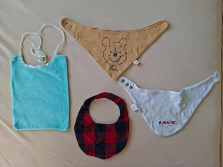 Podbradníky / slintáčiky,