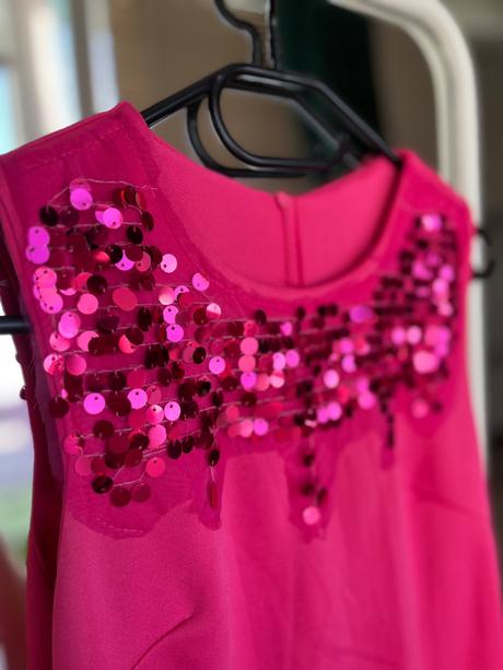 Ružove mini krátke šaty s flitrami, s