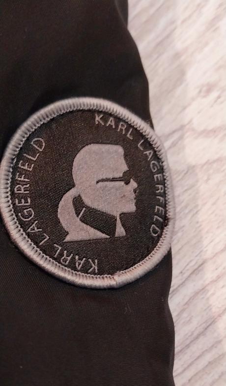 Bunda karl lagerfeld, 104