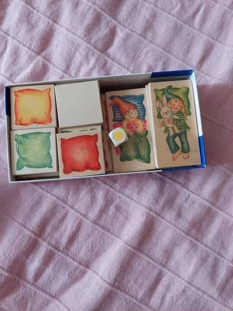 Drevená hra "kissenklau", 