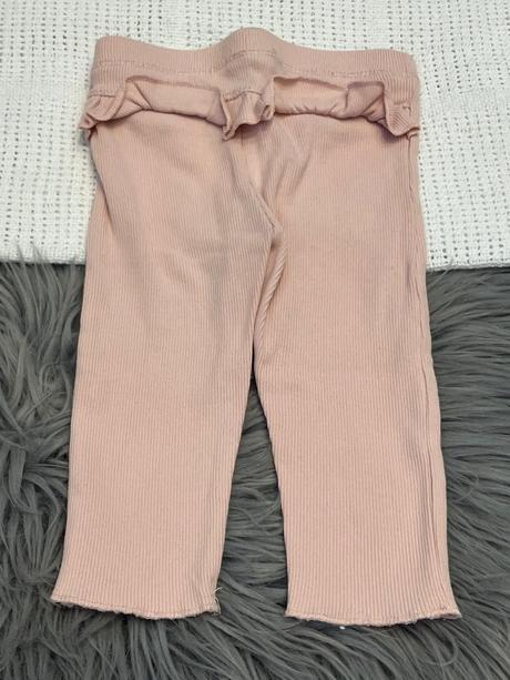 Dievčenské rebrované legíny s fodričkou h&m (68), h&m,68