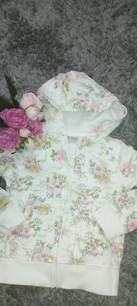 Nádherná mikina next, next,104