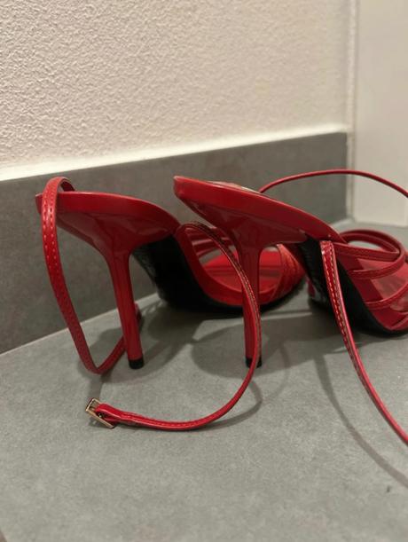 Sandale na opätku, zara,37