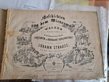 Noty 140rocne straus, 