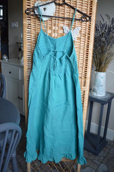Tyrkysové šaty, m