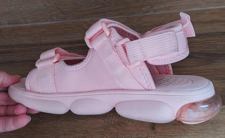 Sandálky svietiace, kappa,34