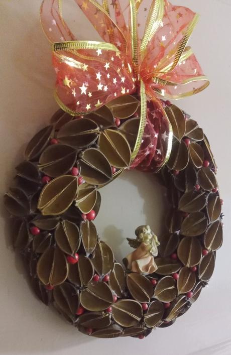 Prírodný venček s anjelíkom - 24x34 cm, 