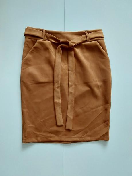 Semišová sukňa, 36 - xl