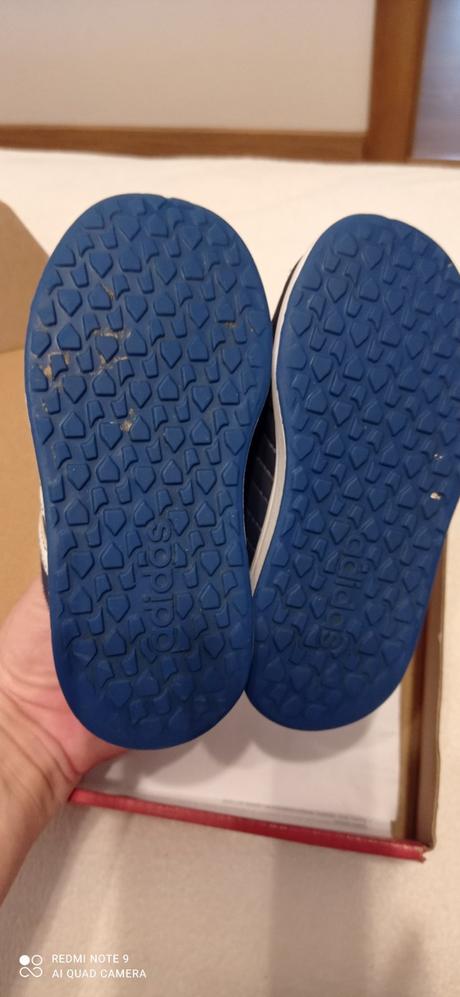 Adidas tenisky, adidas,25