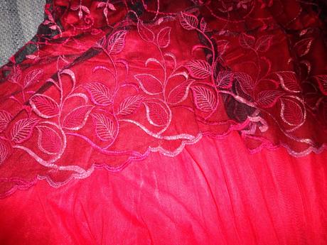 Spoločenské šaty, m