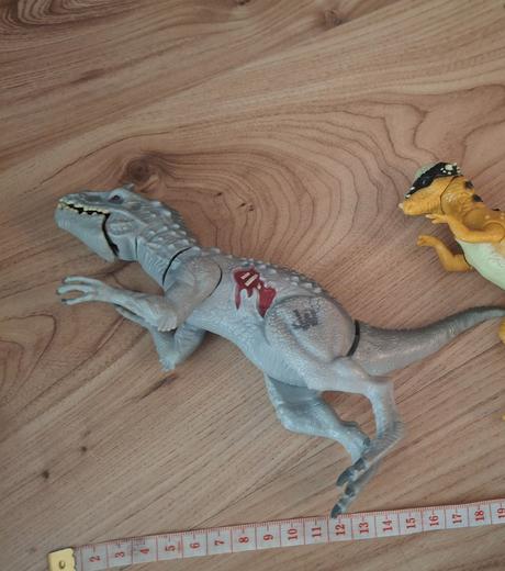 Indominus rex jurský svet,