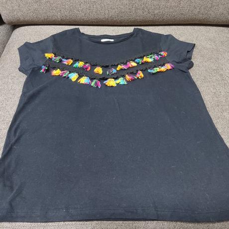 Tričko so strapcami, 158