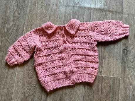 Pletený svetrik, 
