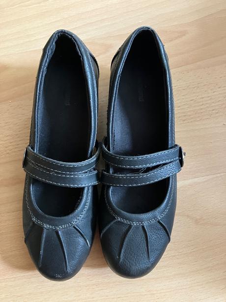 Čierne topánky, graceland,35