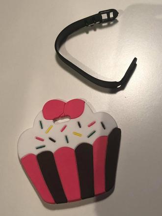 Menovka na kufor - cupcake /muffin,