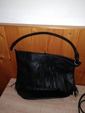 Kabelka cierna kozena,