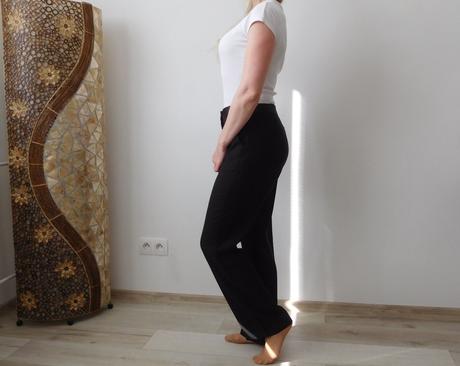 Elegantné nohavice so saténovým pásom, 36v,, 36