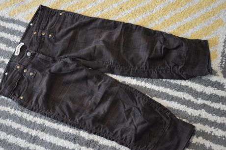 Trojštvrťové nohavice, 38