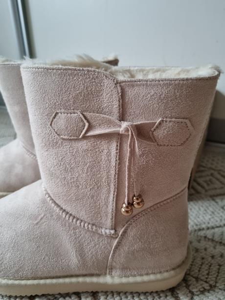 Nove cizmy zn. island boot, 40