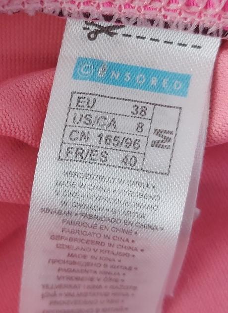 Rúžové pásikavé bikiny, 38