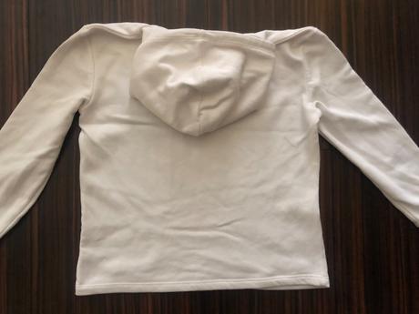 Mikina s kapucňou, 140