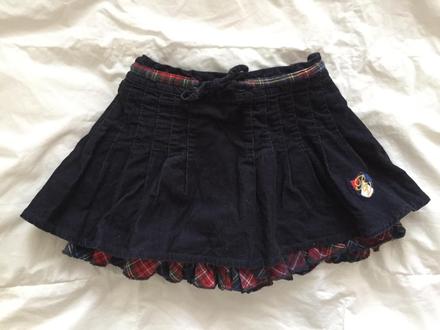 Menčestrová suknička, 104