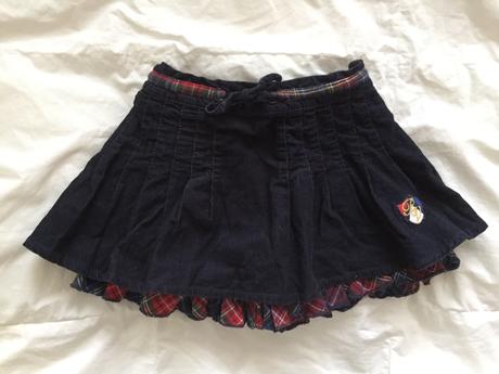 Menčestrová suknička, 104