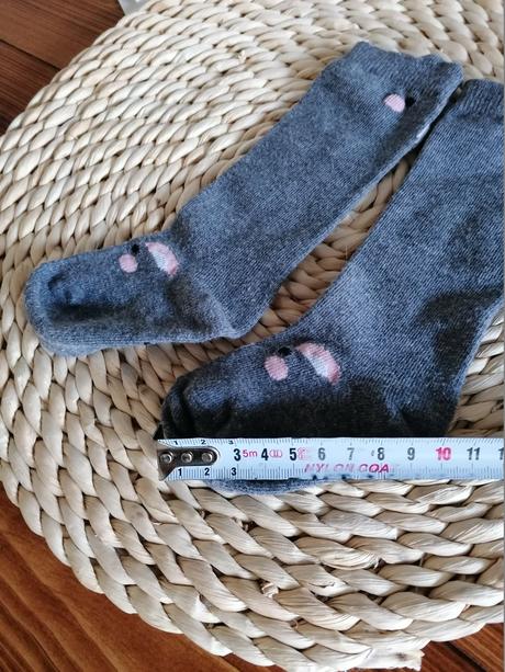 Podkolienky sede 22-23, 22