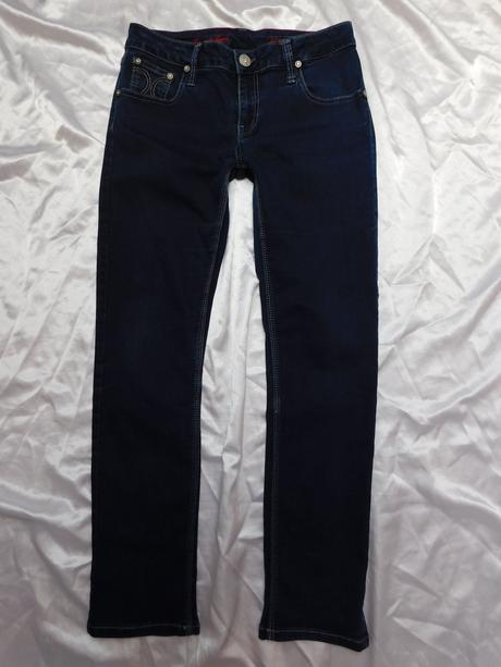 Luxusne damske trendy strečove rifle, 38