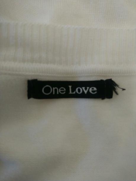 Dámsky tenký biely pulóvrik, one love, s