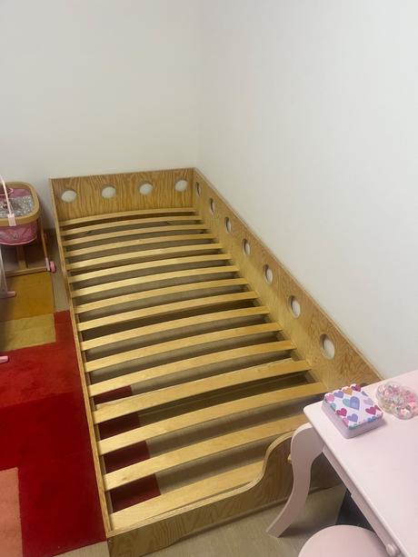 Postel 200x90, šírka (cm): 90,dĺžka (cm): 200