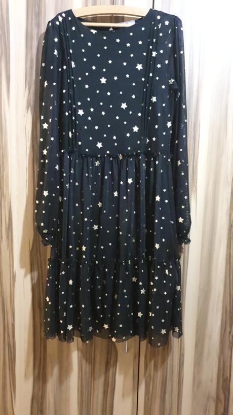 Cierne saty s hviezdickami, 164