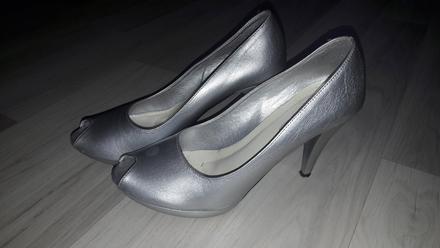 Strieborné lodičky, 37, 37