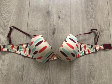 Podprsenka, calvin klein,80c
