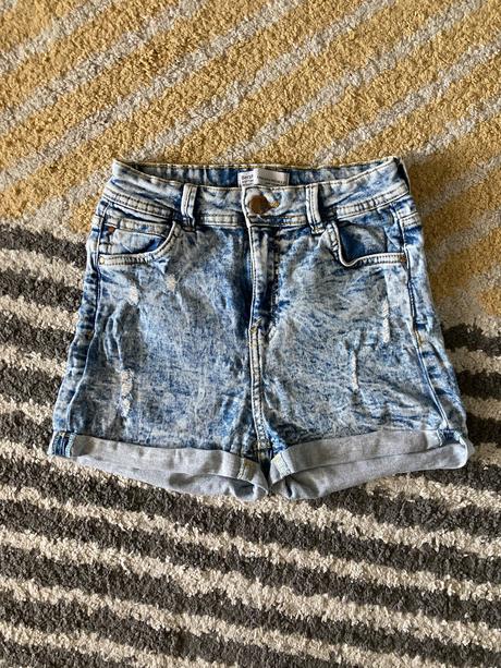 Rifľové kraťase, bershka,36