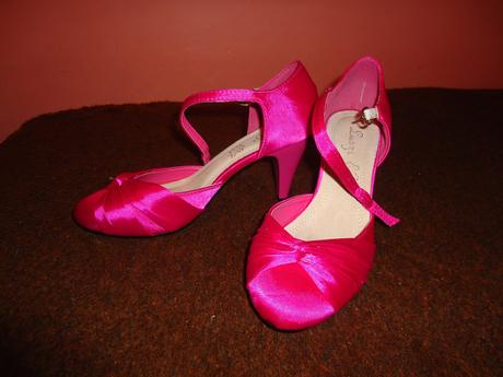 Elegantné cyklamenové topánky, 36