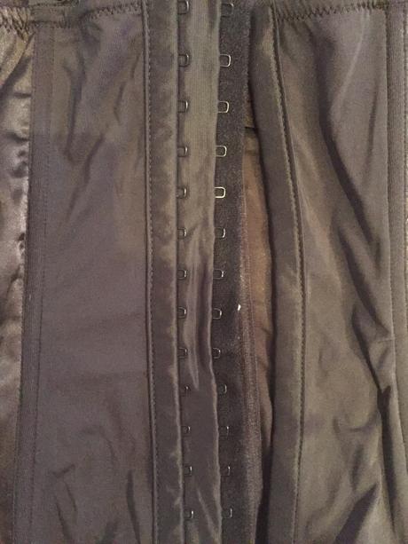 Korzet/top vs, avon,s