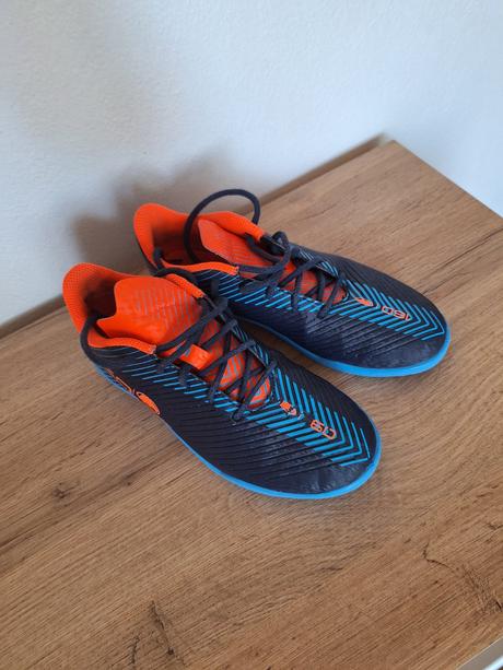 Tarfy, obuv na futbal, 36