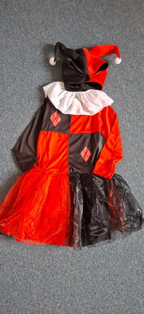 Krásny kostým harlekýn, 