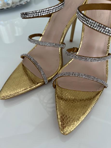 Krasne zlate sandalky, 39