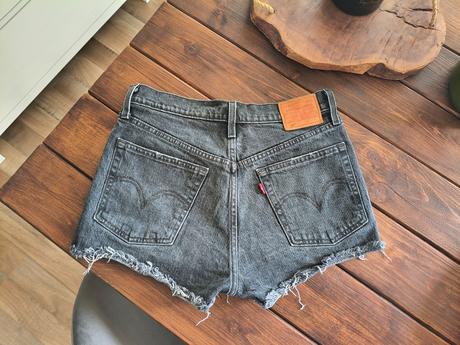 Levis 501 riflové sivé šortky xs-26, levis,s