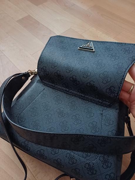 Guess kabelka, guess