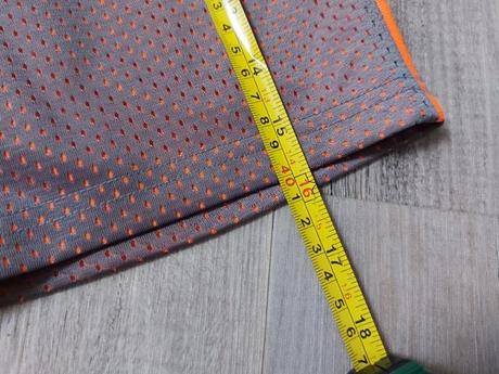 Sivo-oranzove kratasky, 116