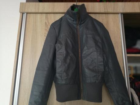 Bunda/kozenka s kapucňou, s