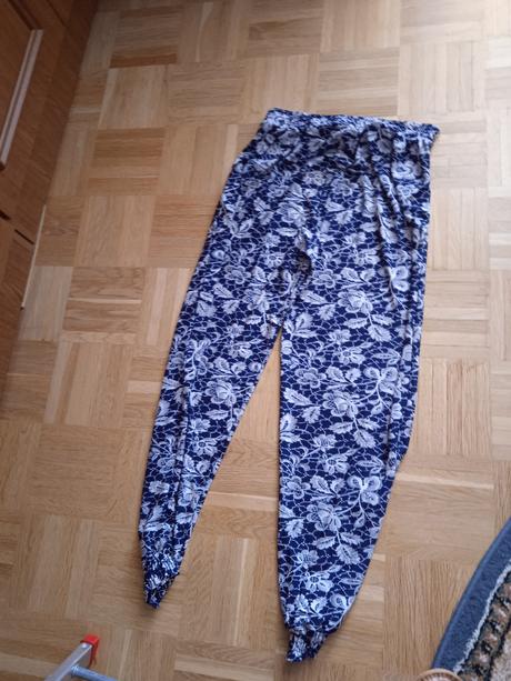 Letné nohavice, 158