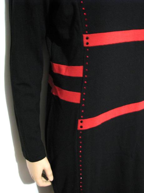 Červeno-čierne šaty s prúžkami, xl