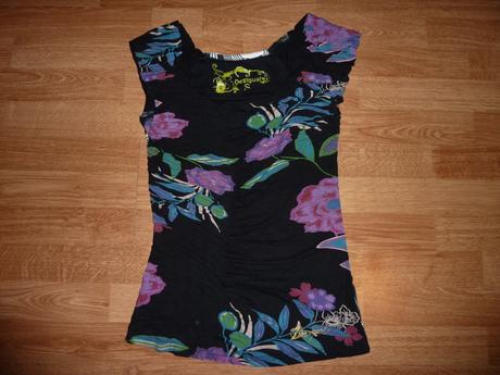 Desigual zaujimave tricko , desigual,s