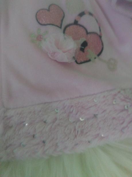 Mikina s kapucňou, 98