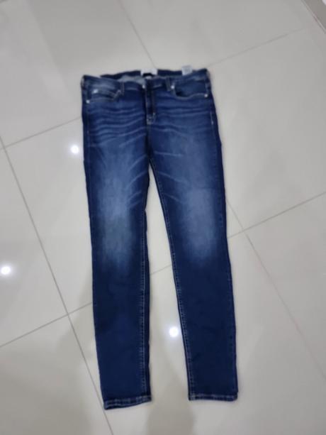 Predám rifle calvin klein, calvin klein,l