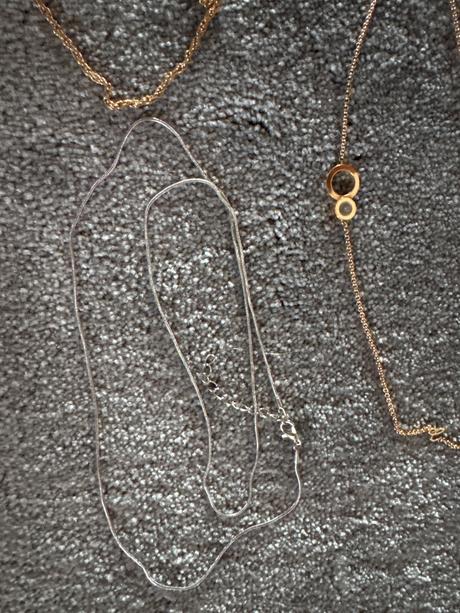 Rôzne retiazky 5ks, 